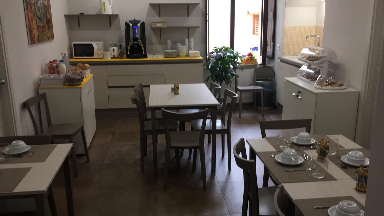 Bed and Breakfast Bb Opera Dei Pupi Syracuse Екстер'єр фото